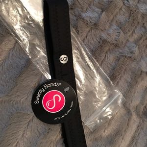 NEW black Sweaty Band